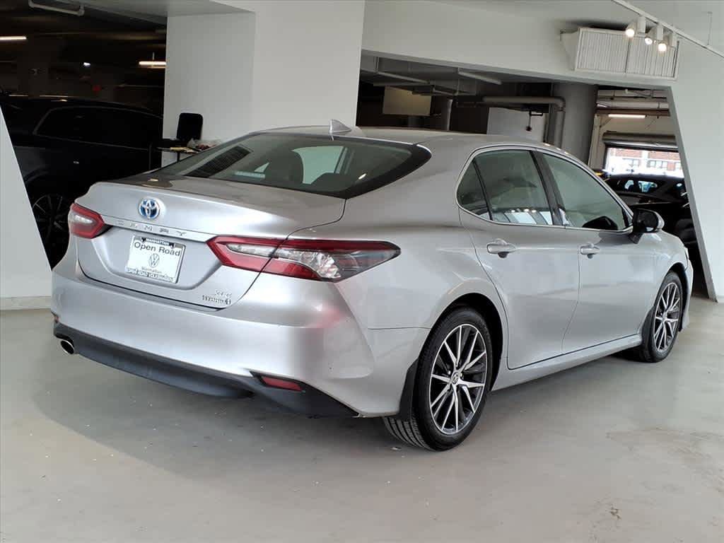 Used 2023 Toyota Camry XLE FWD image 4
