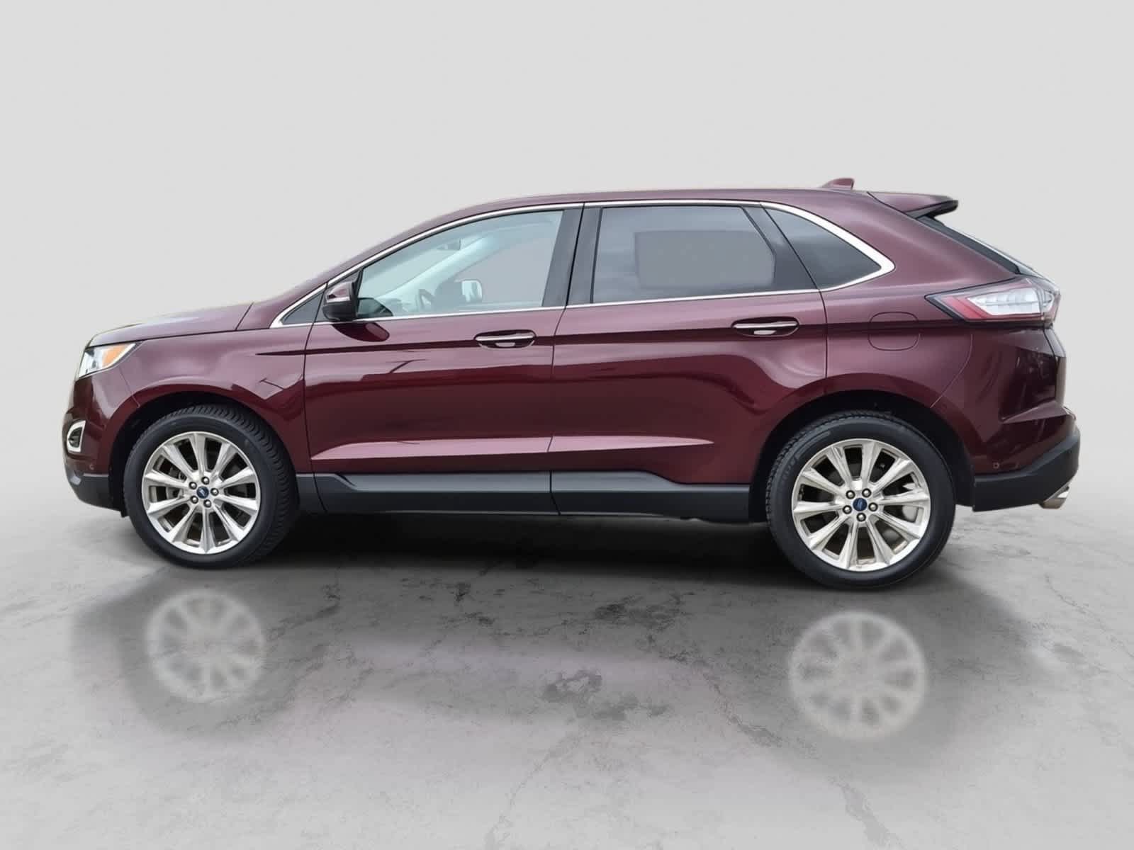 Used 2017 Ford Edge Titanium w/ Equipment Group 302A AWD/4WD image 5
