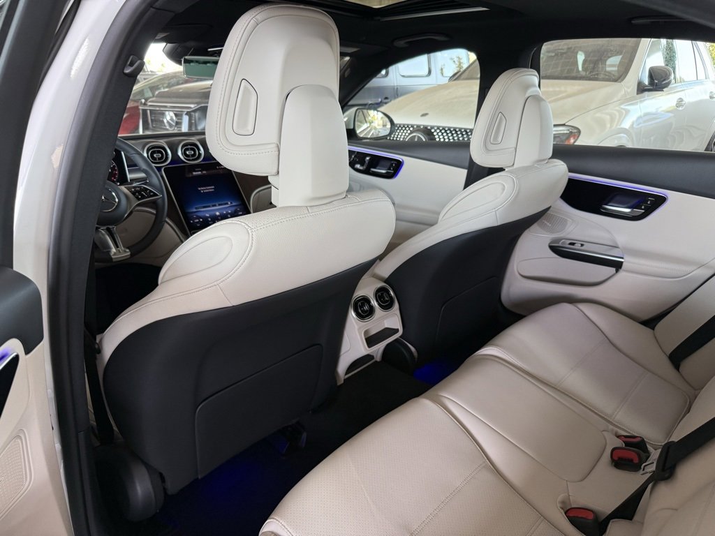 New 2025 Mercedes-Benz C 300 Sedan image 18