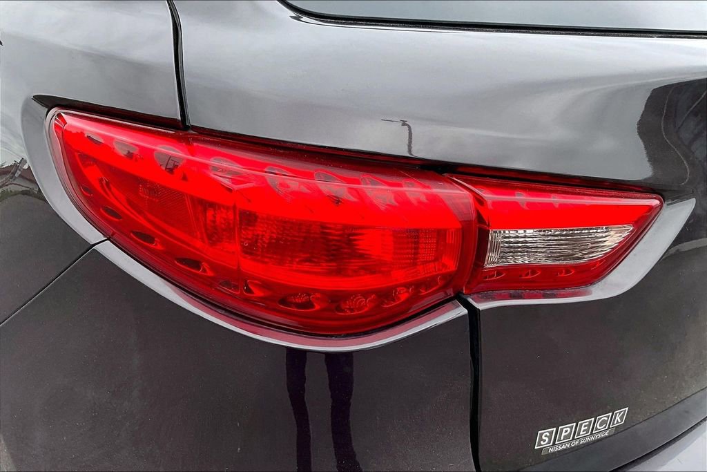Used 2013 INFINITI FX37 AWD w/ Premium Pkg image 30