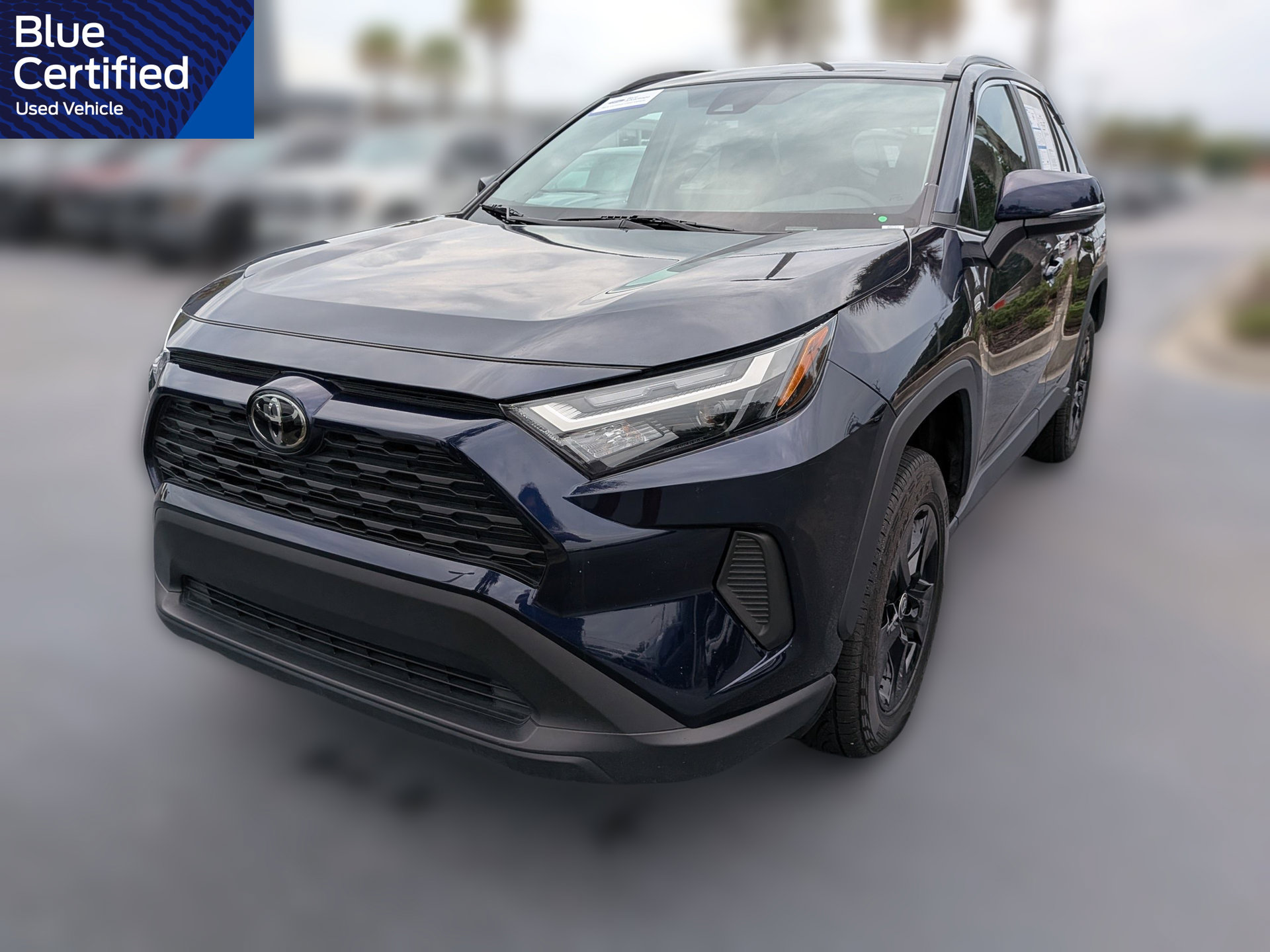 Used 2025 Toyota RAV4 XLE FWD image 9