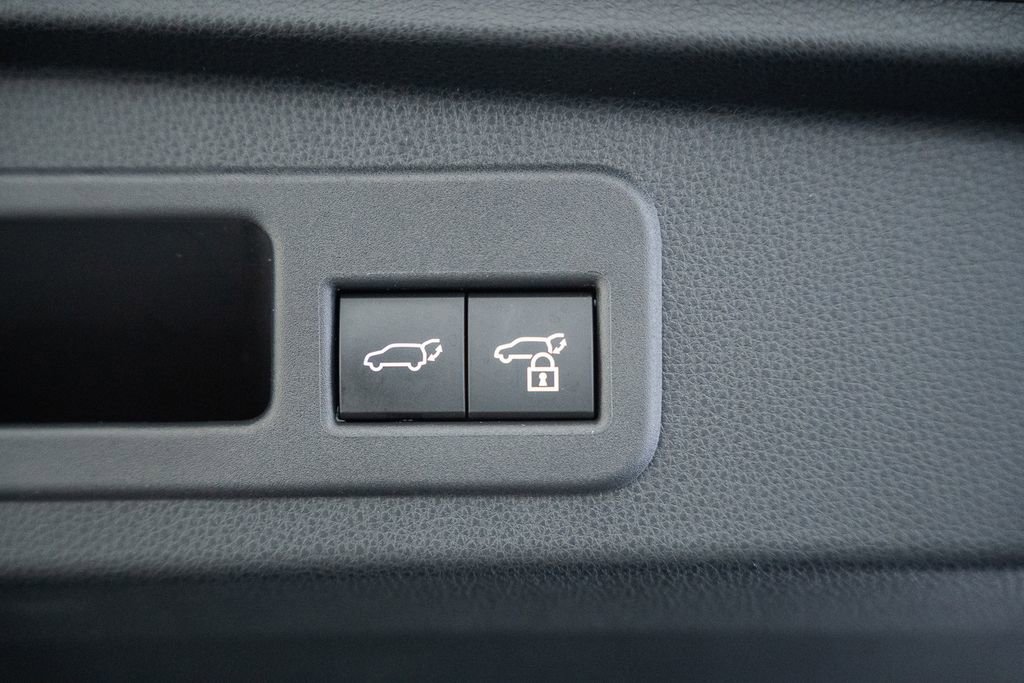 Used 2025 Toyota 4Runner TRD Off-Road Premium w/ Tow Technology Package image 10