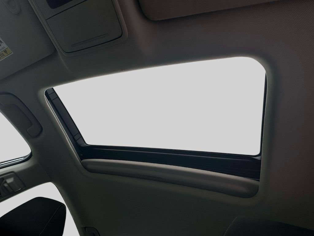 Certified 2023 Honda Accord EX image 18