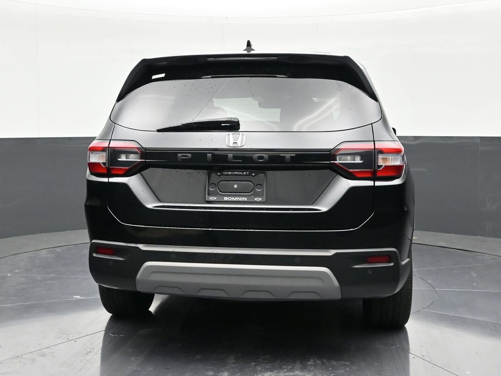 Used 2025 Honda Pilot EX-L image 4