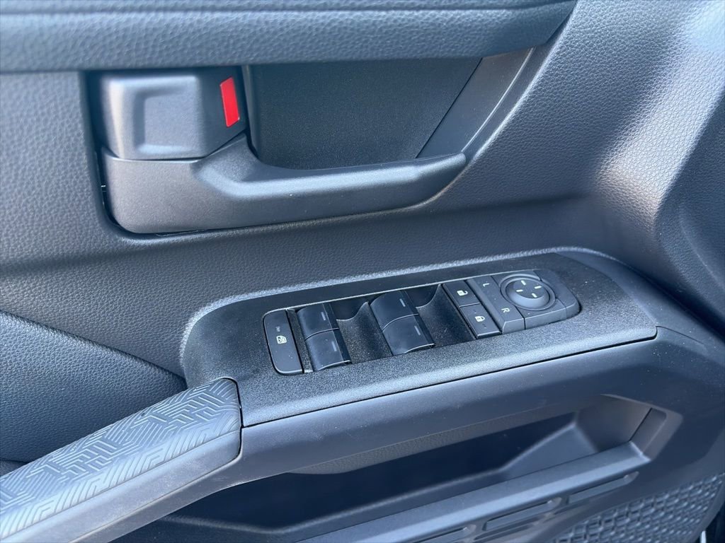 Used 2026 Toyota 4Runner SR5 image 18