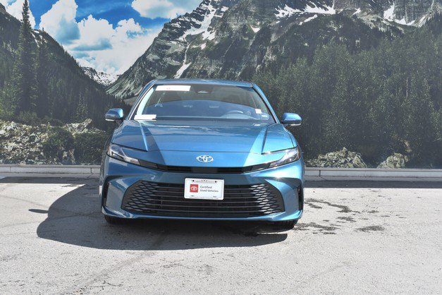 Certified 2025 Toyota Camry LE FWD image 5