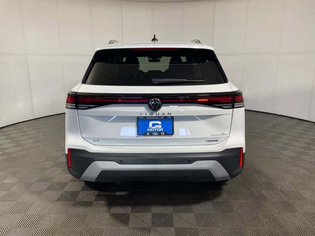 New 2026 Volkswagen Tiguan SE AWD/4WD image 6