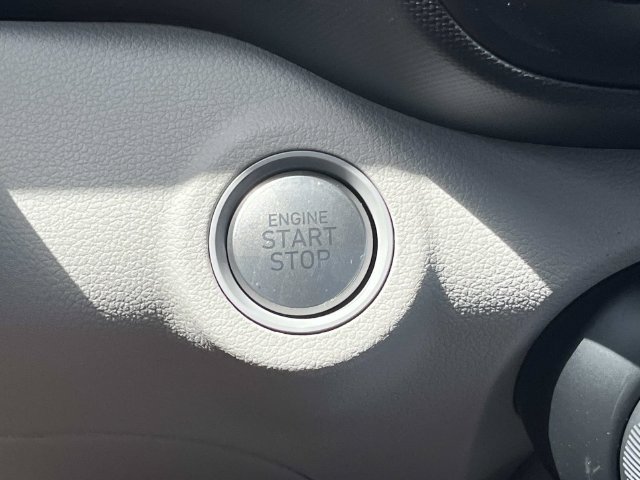 New 2026 Hyundai Venue SEL FWD image 31