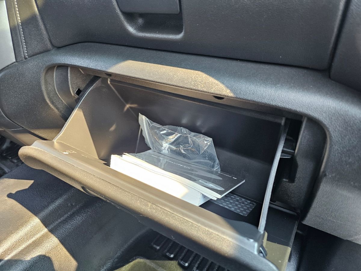 Used 2020 Chevrolet Silverado 1500 LT w/ Remote Start Package image 18