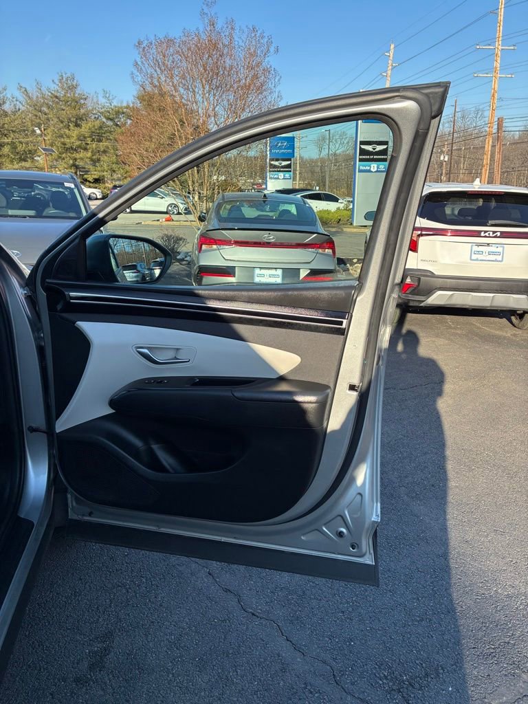 Used 2023 Hyundai Tucson SEL w/ Convenience Package image 48