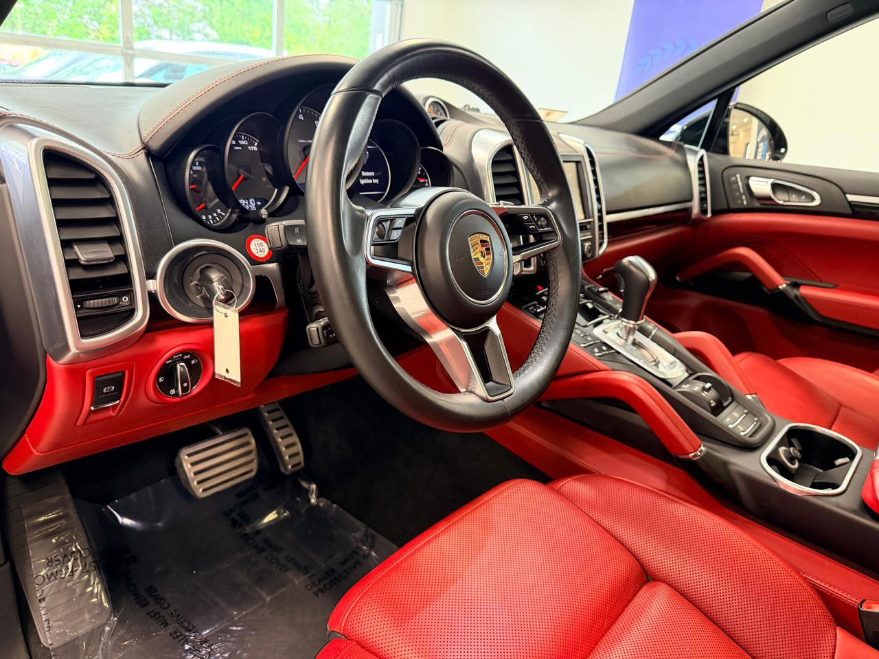 Used 2016 Porsche Cayenne S AWD/4WD image 19