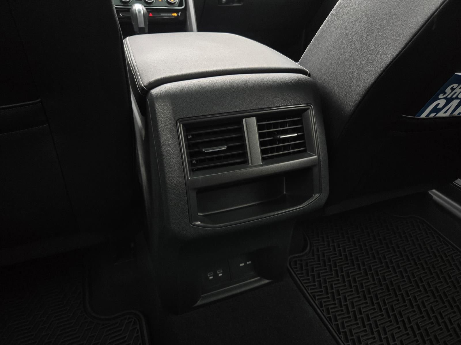 Used 2022 Volkswagen Atlas Cross Sport SEL R-Line w/ Cross Sport MDO Package image 19