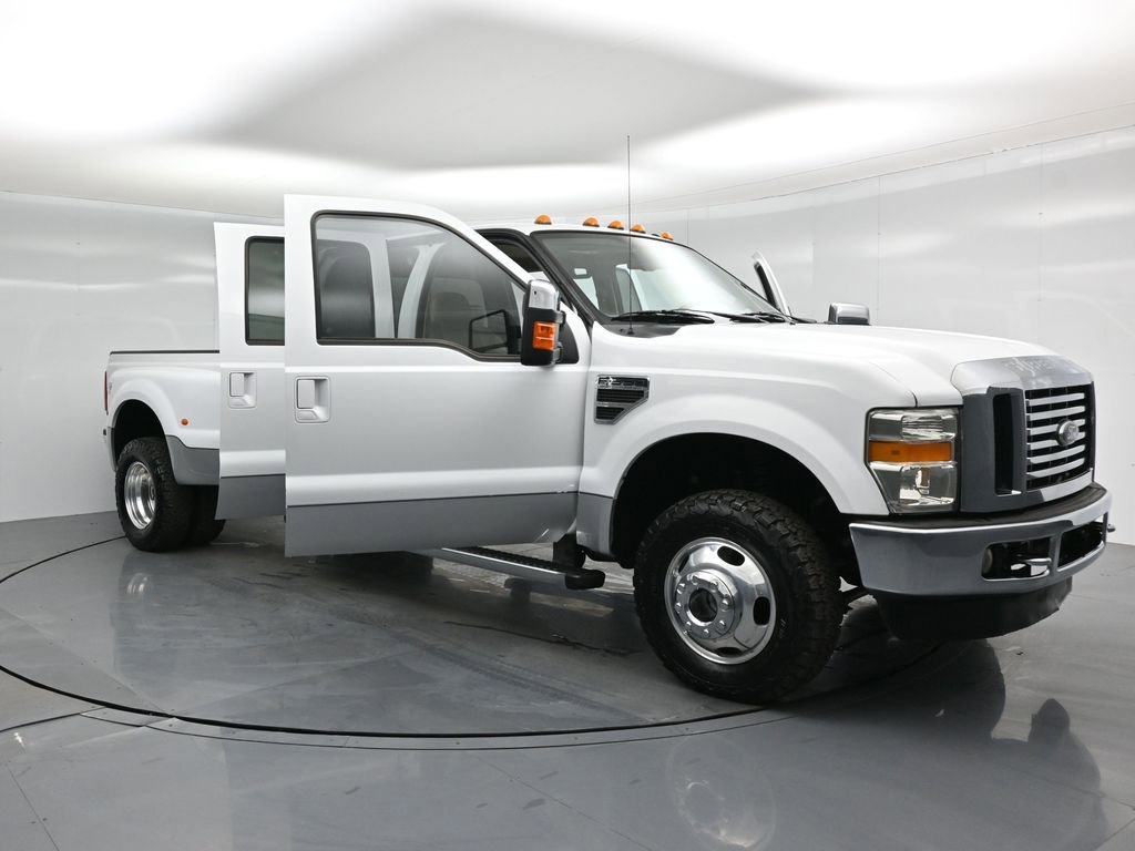 Used 2010 Ford F350 Lariat image 29