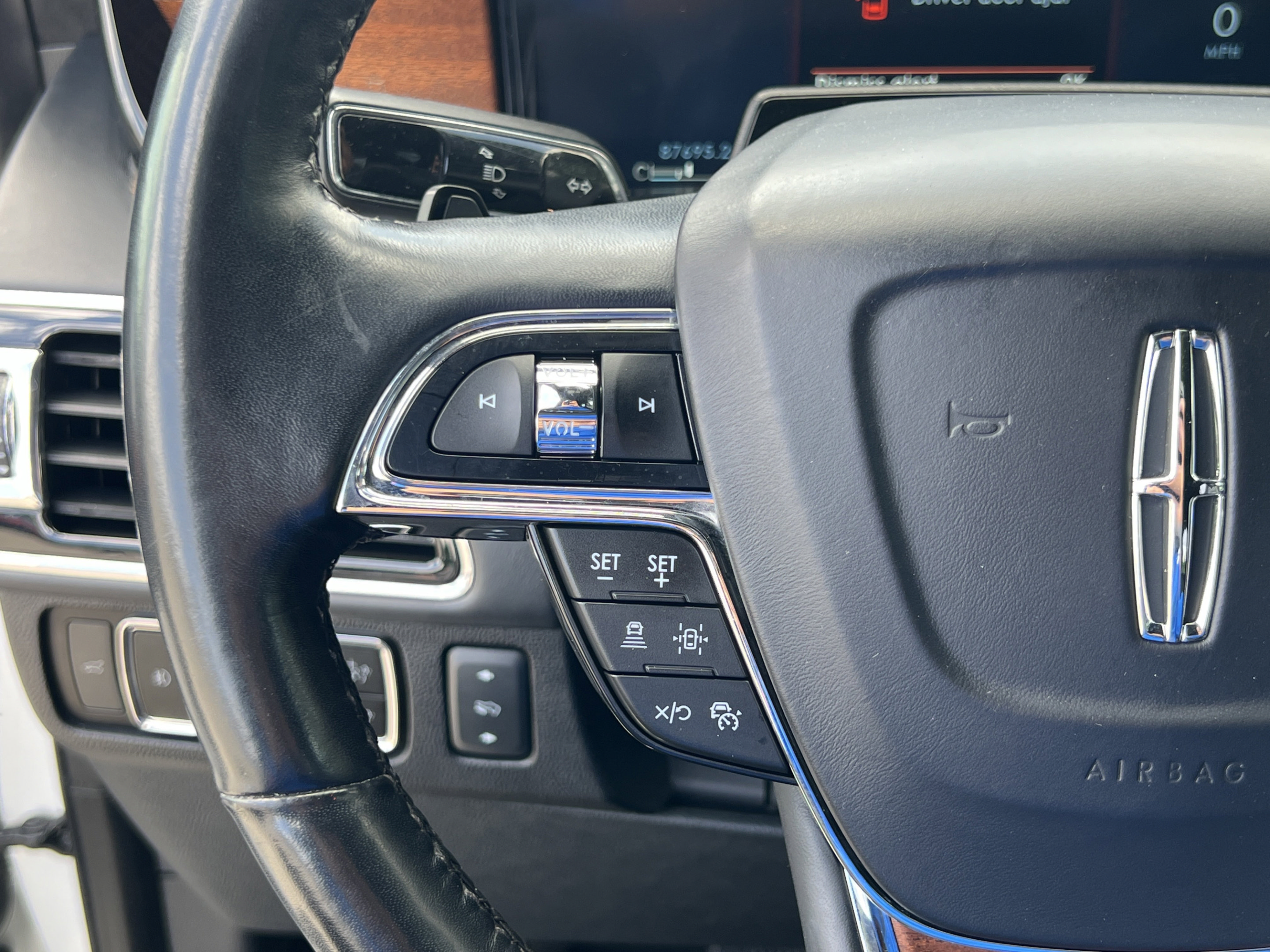 Used 2023 Lincoln Navigator Black Label AWD/4WD image 11