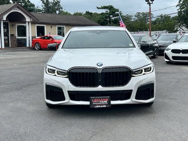 Used 2020 BMW 740i xDrive w/ M Sport Package AWD/4WD image 2