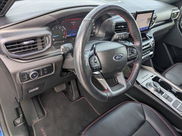 Used 2023 Ford Explorer ST-Line w/ Class IV Trailer Tow Package image 9