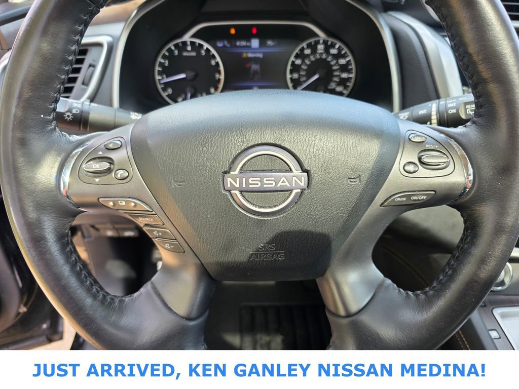 Certified 2023 Nissan Murano Platinum w/ Cargo Package AWD/4WD image 12