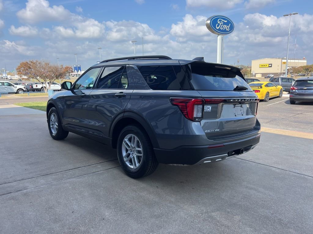 New 2026 Ford Explorer Active w/ Active Comfort Package image 4