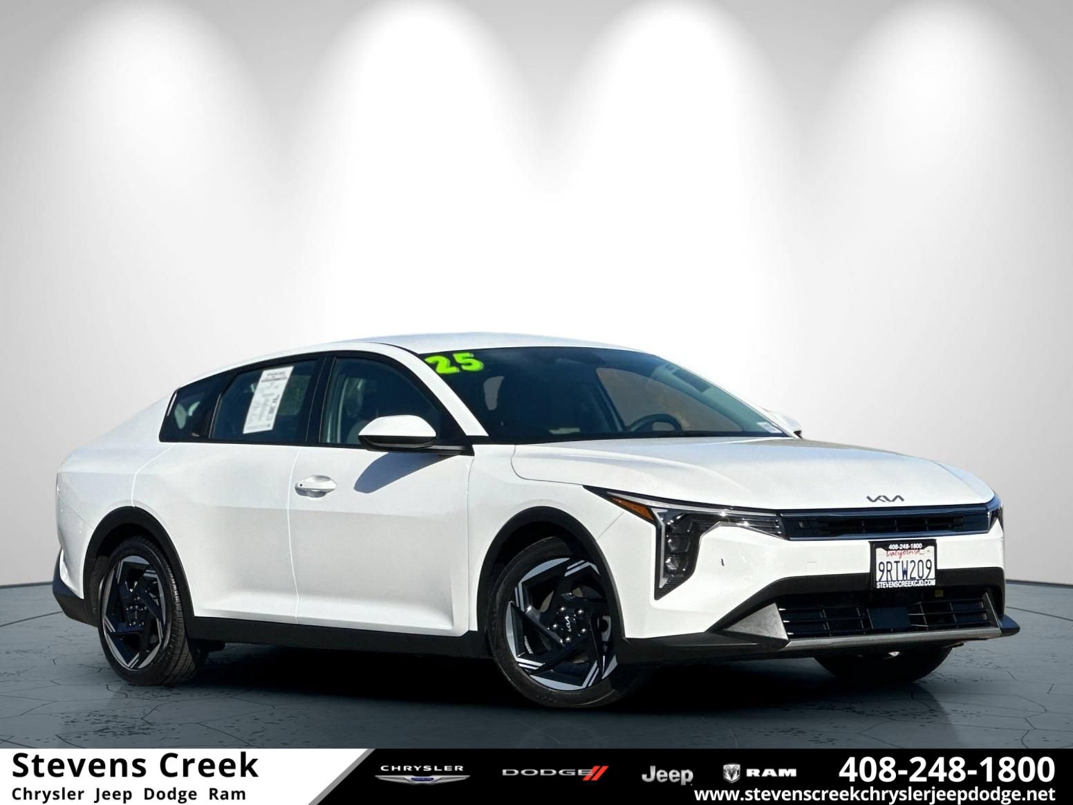 Used 2025 Kia K4 EX FWD image 1