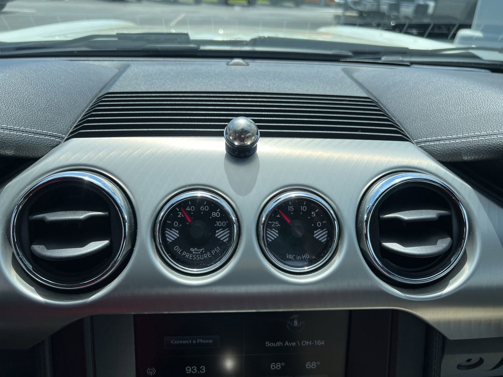 Used 2015 Ford Mustang 50 Years RWD image 31