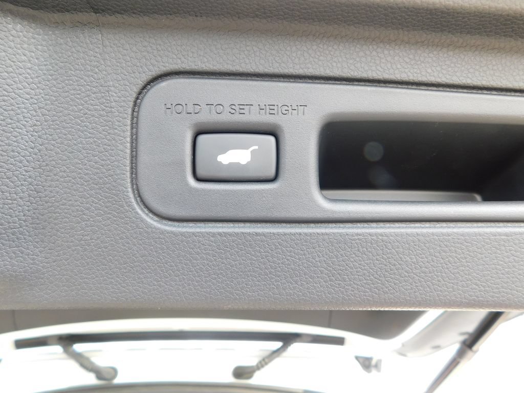 Used 2026 Honda Pilot Sport image 24