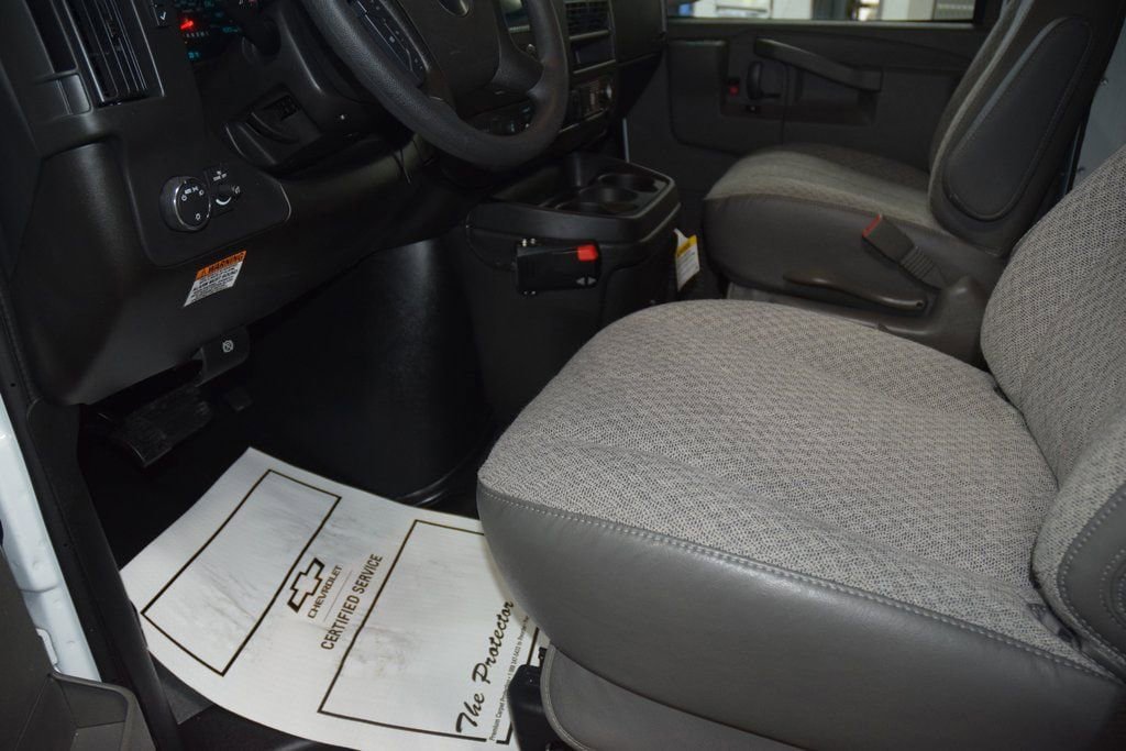 New 2026 Chevrolet Express 3500 w/ Power Convenience Package RWD image 24