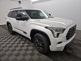 Used 2024 Toyota Sequoia Platinum AWD/4WD image 2