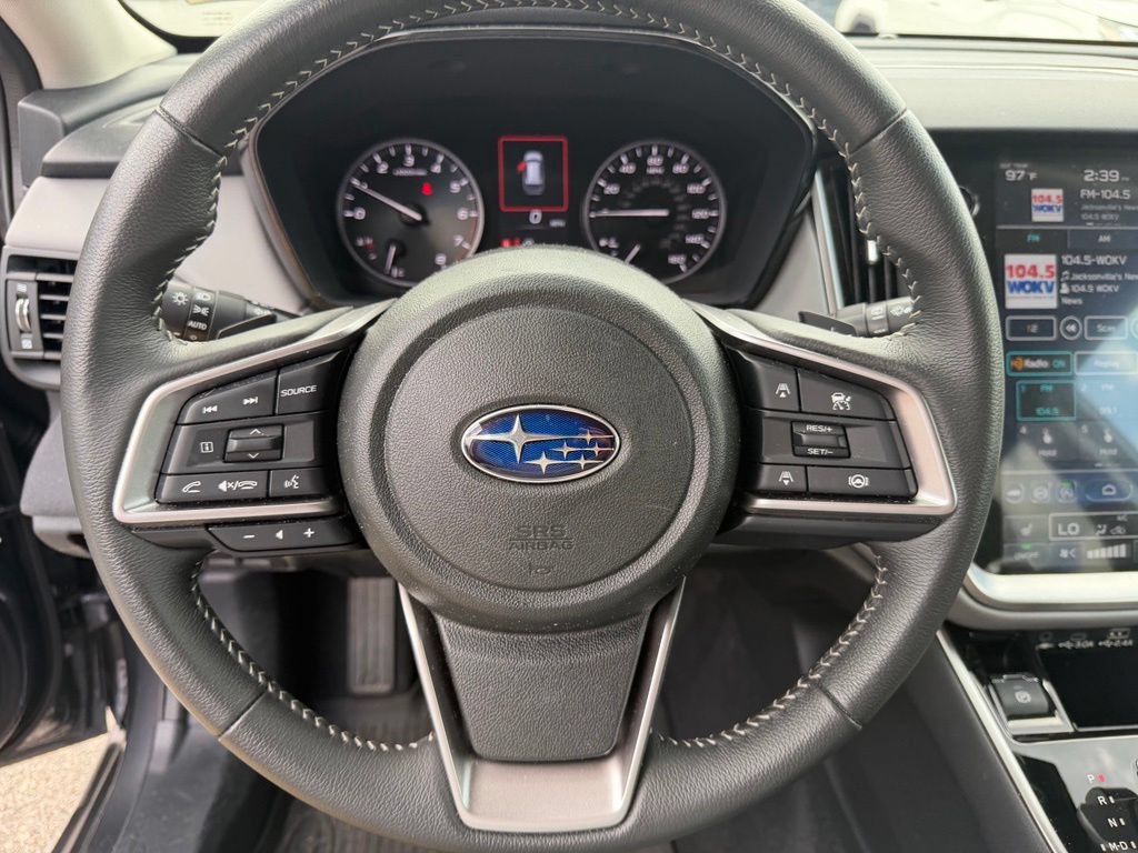 Used 2025 Subaru Outback Premium AWD/4WD image 26