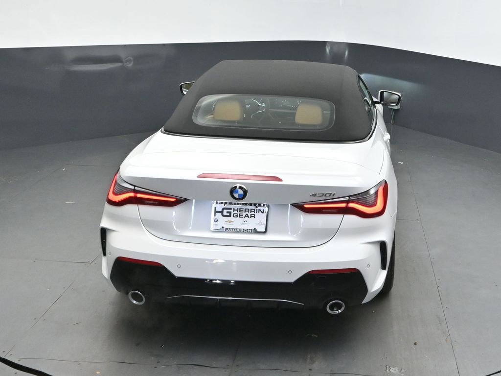 New 2026 BMW 430i Convertible w/ M Sport Package image 28