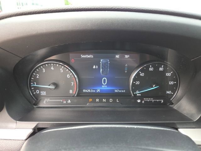 Used 2022 Ford Explorer XLT image 26