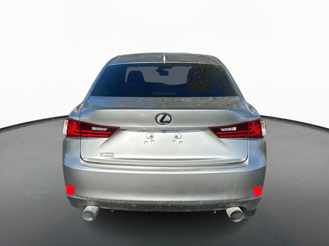 Used 2016 Lexus IS 300 AWD image 4