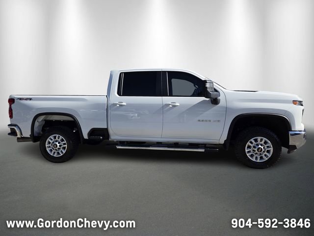 Used 2025 Chevrolet Silverado 2500 LT w/ Convenience Package image 7