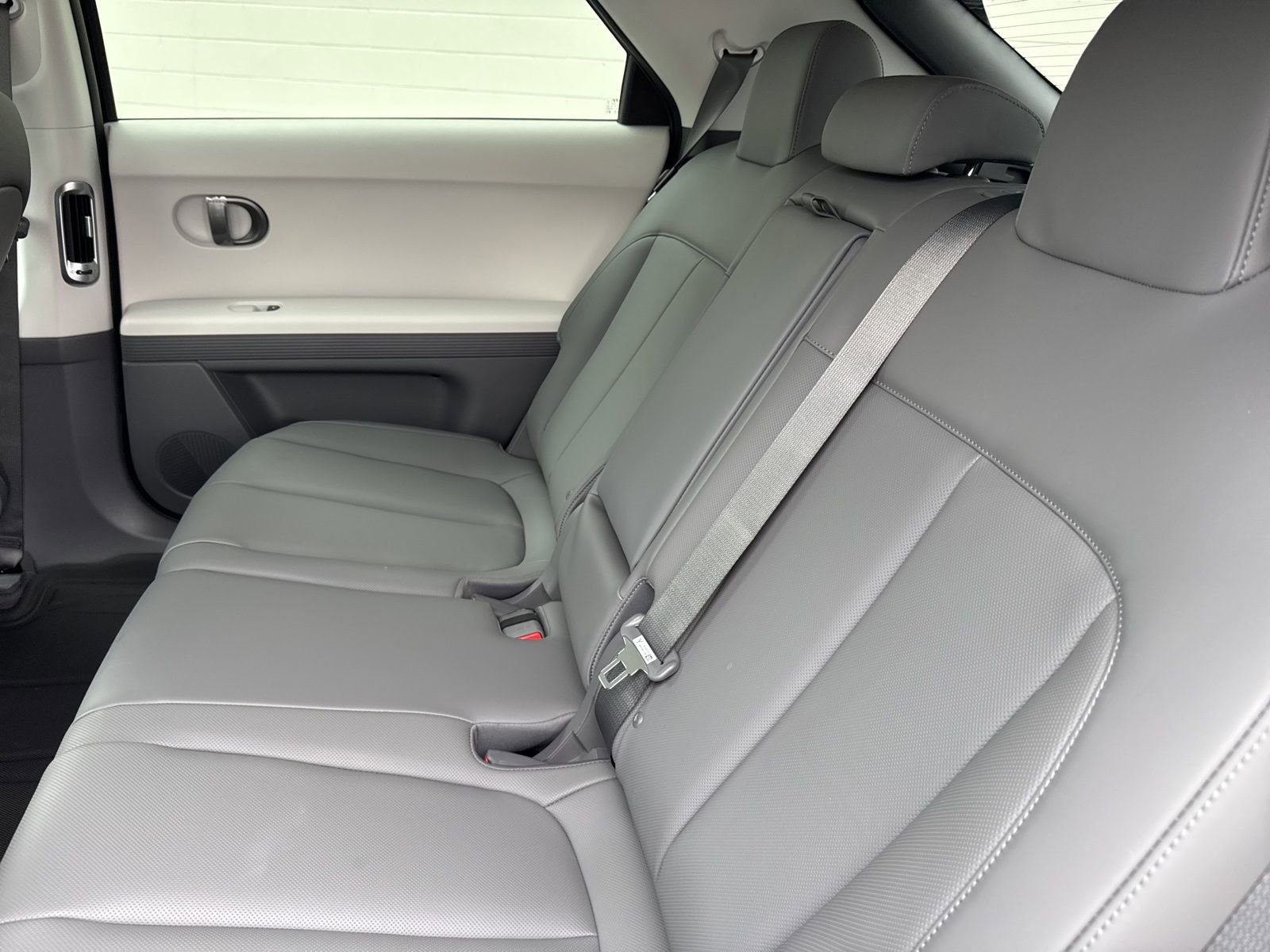 Used 2026 Hyundai Ioniq 5 SEL RWD image 14