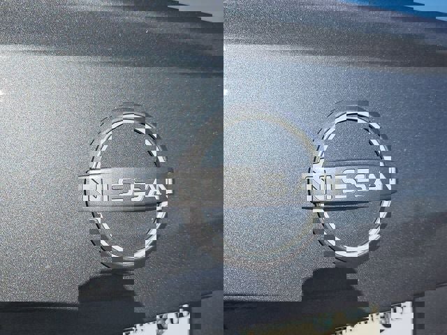 Used 2025 Nissan Versa S image 37