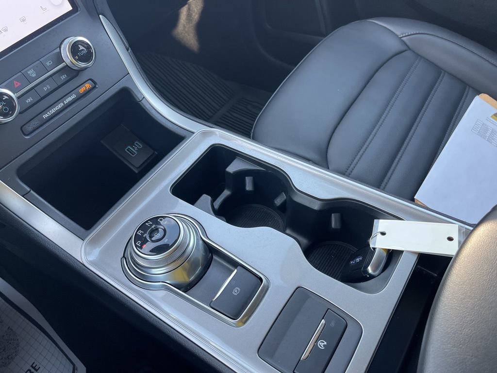 Used 2024 Ford Edge SEL w/ Convenience Package image 19