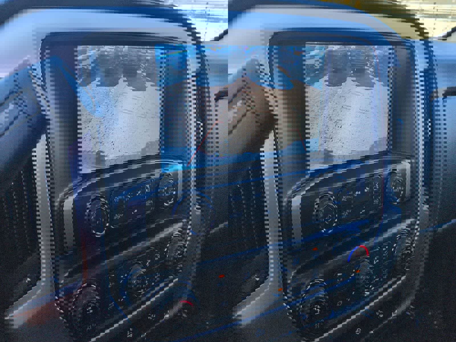 Used 2018 GMC Sierra 1500 SLE w/ SLE Value Package image 23