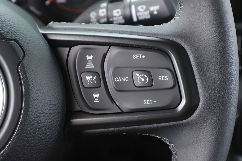Used 2025 Jeep Wrangler Unlimited Rubicon AWD/4WD image 20