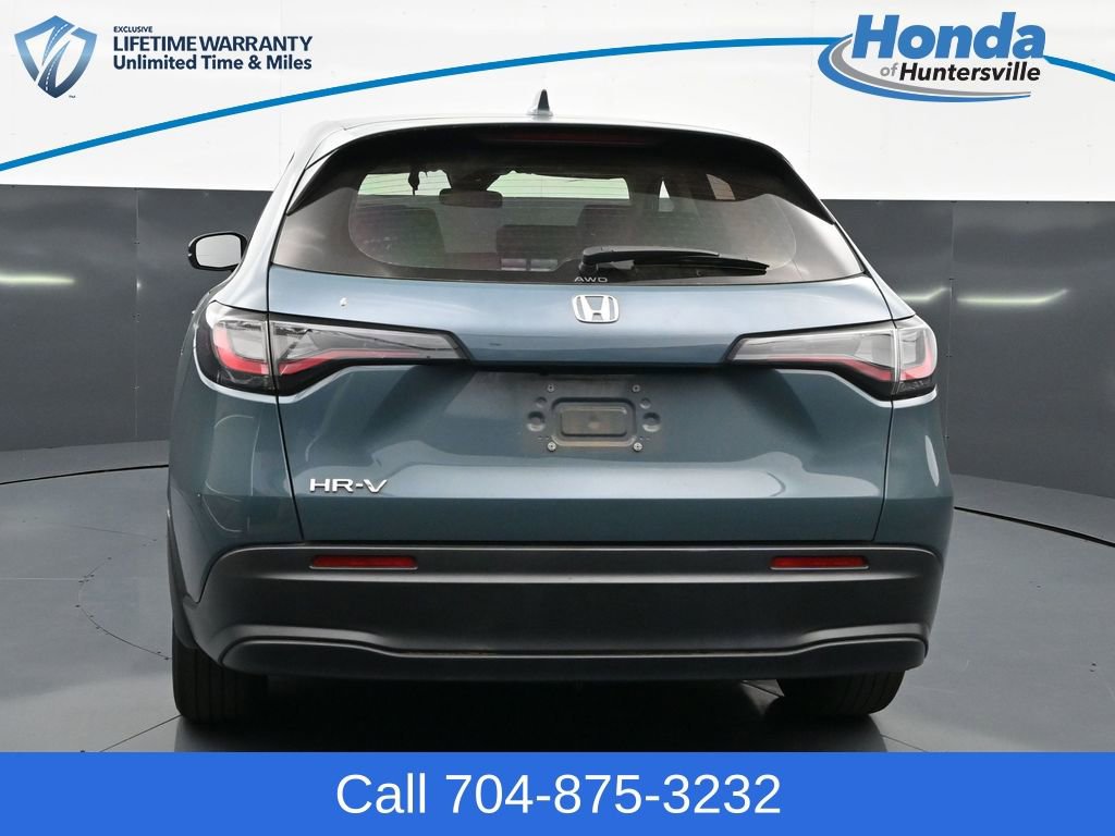 Used 2024 Honda HR-V LX image 7