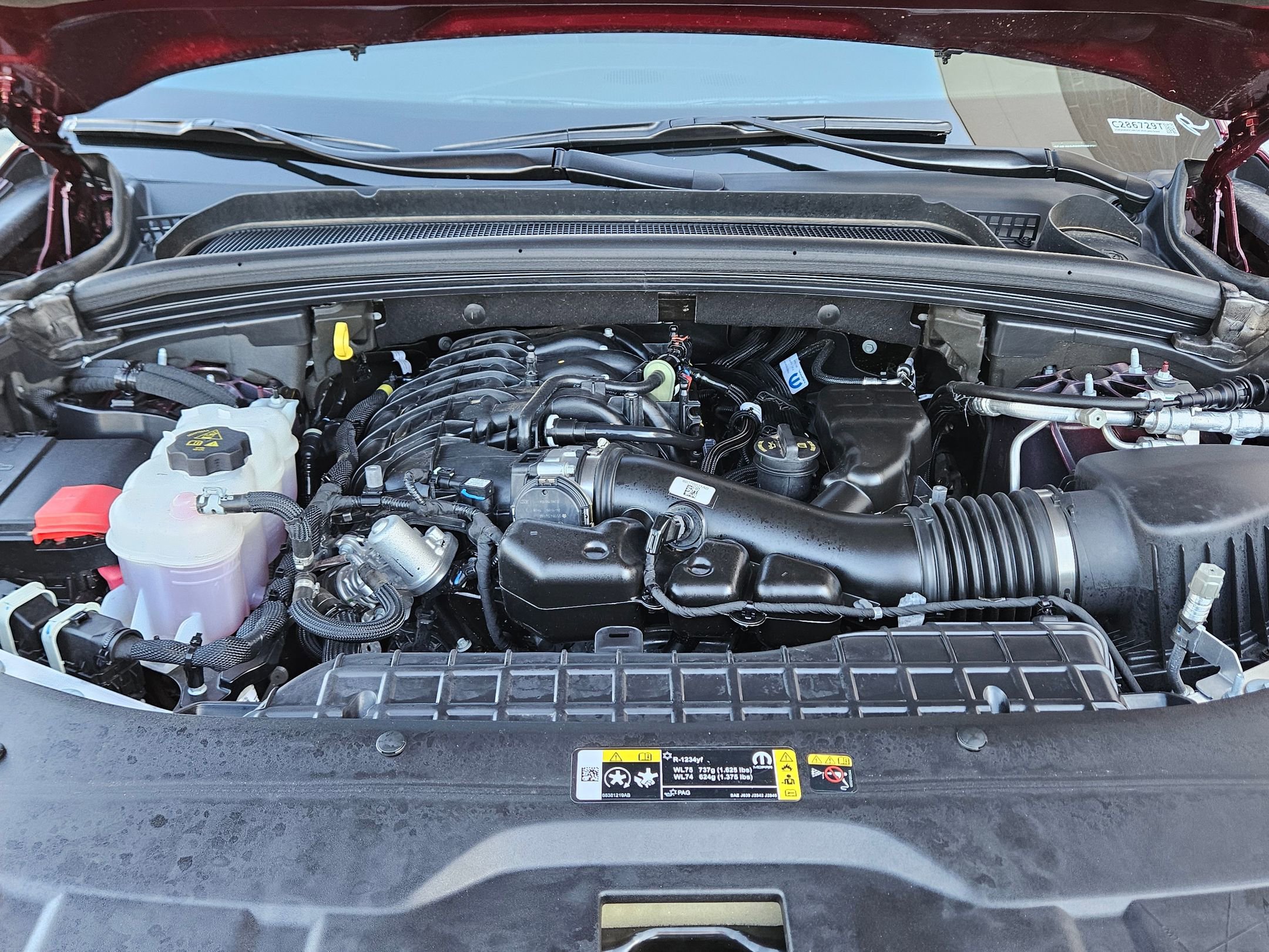 Used 2025 Jeep Grand Cherokee Laredo X w/ Luxury Tech Group I image 32