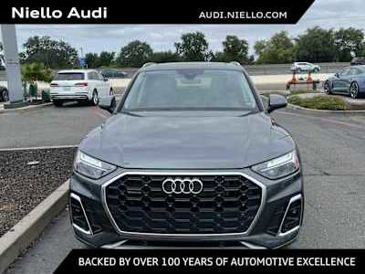 Used 2023 Audi Q5 e Premium w/ Convenience Package AWD/4WD image 1