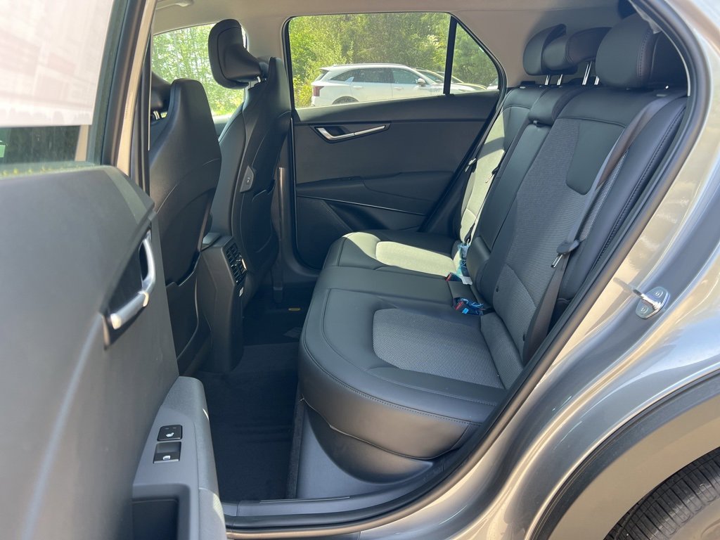 New 2025 Kia Niro EX w/ EX Cold Weather Package image 12