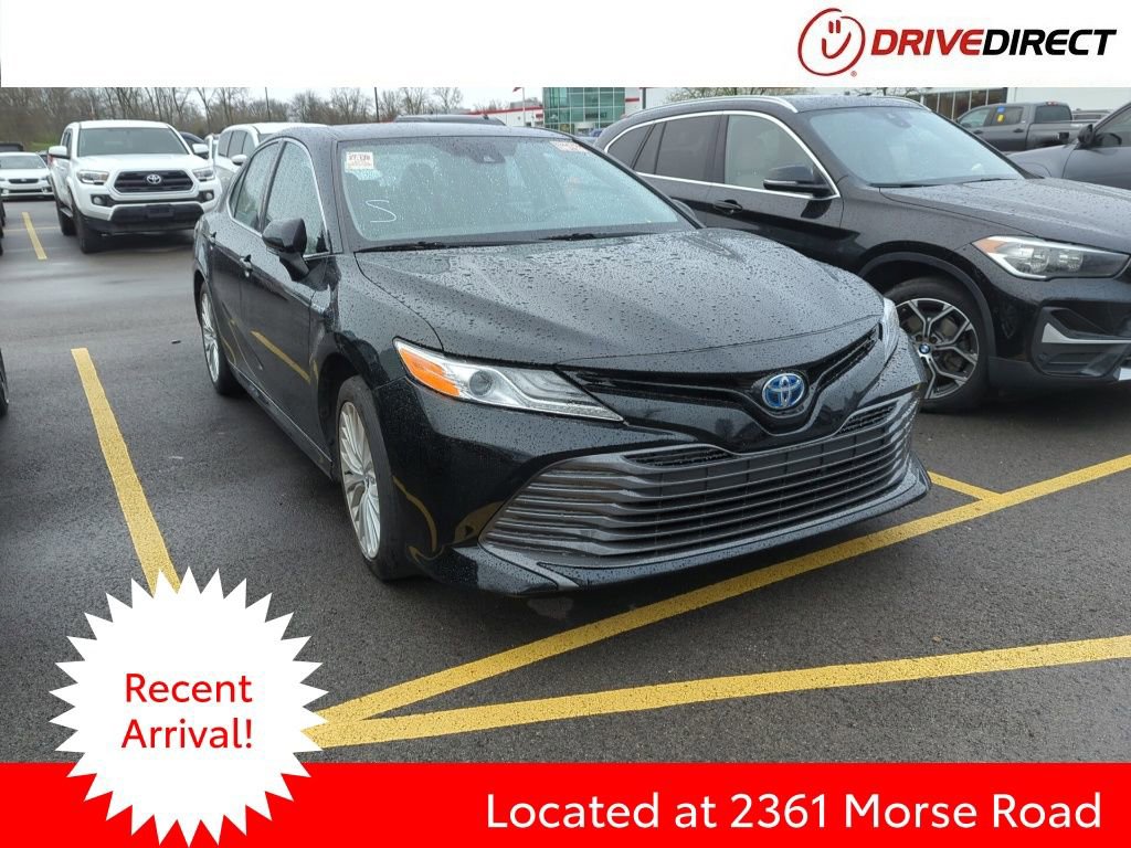 Used 2020 Toyota Camry XLE w/ Carpet Mat Package FWD image 1