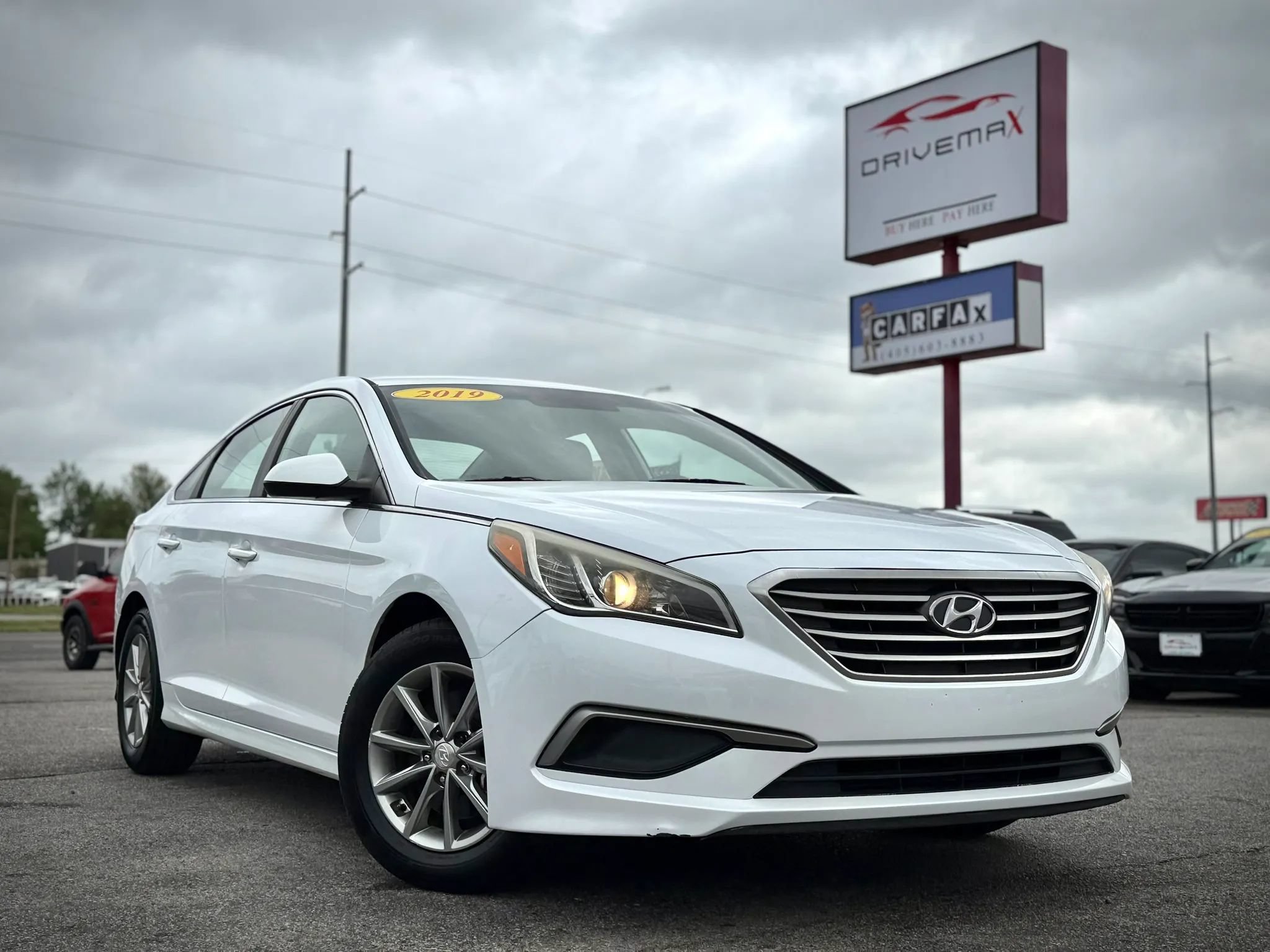 Used 2019 Hyundai Sonata SE FWD image 1