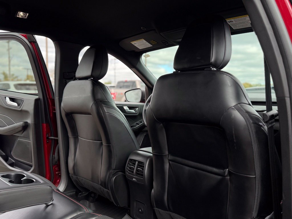 Used 2023 Ford Escape ST-Line w/ Tech Pack #1 AWD/4WD image 14