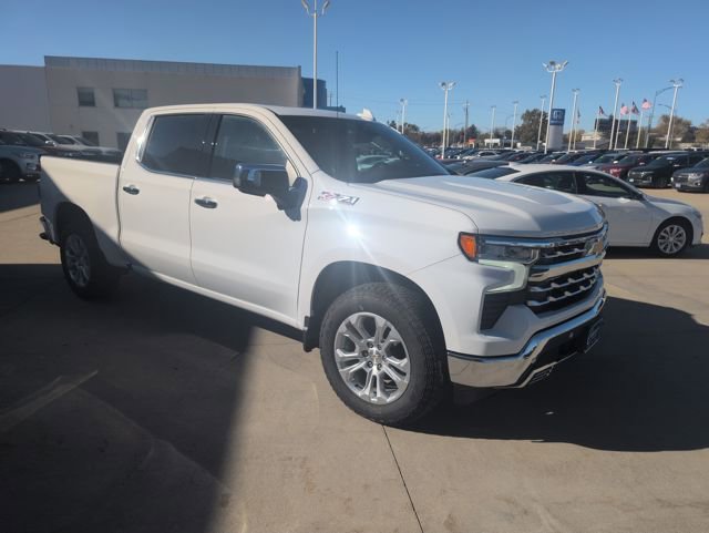 New 2026 Chevrolet Silverado 1500 LTZ w/ LTZ Premium Package image 16