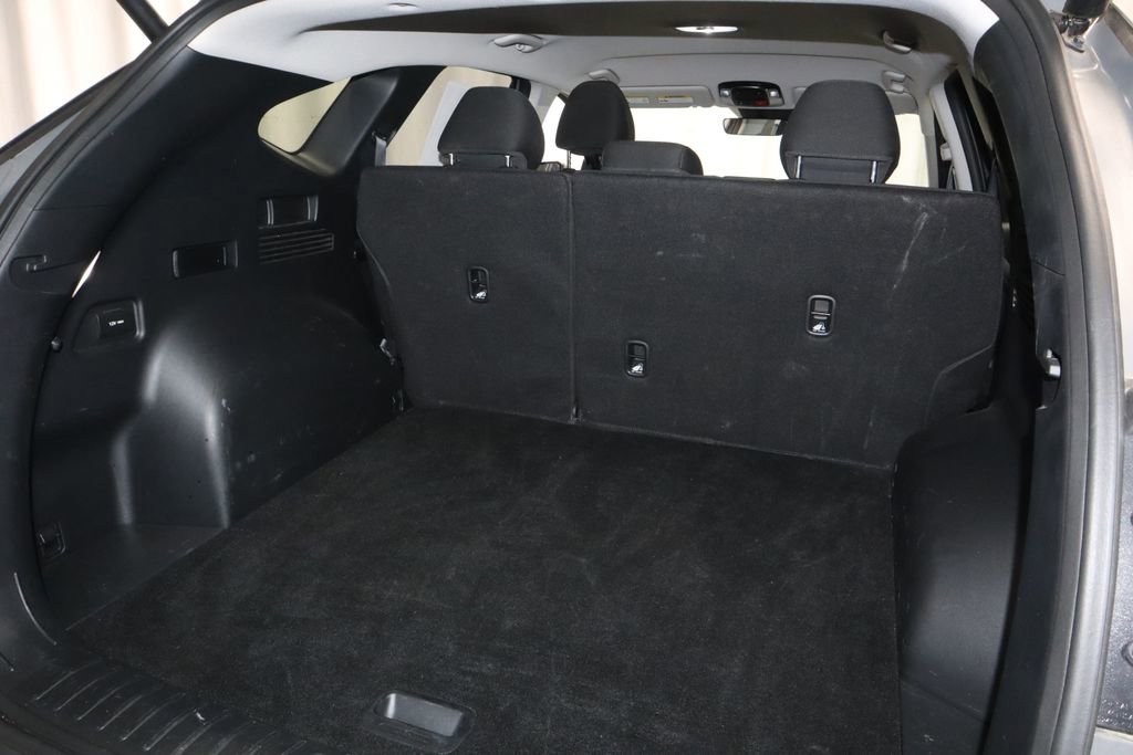 Used 2025 Hyundai Tucson SEL FWD image 12