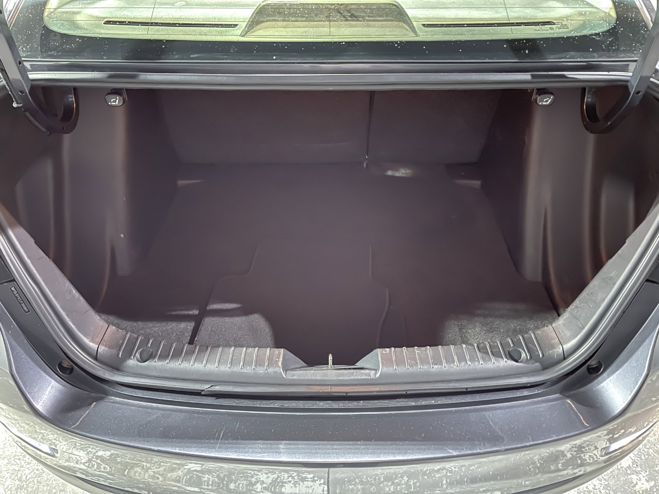 Used 2018 Toyota Yaris iA image 9