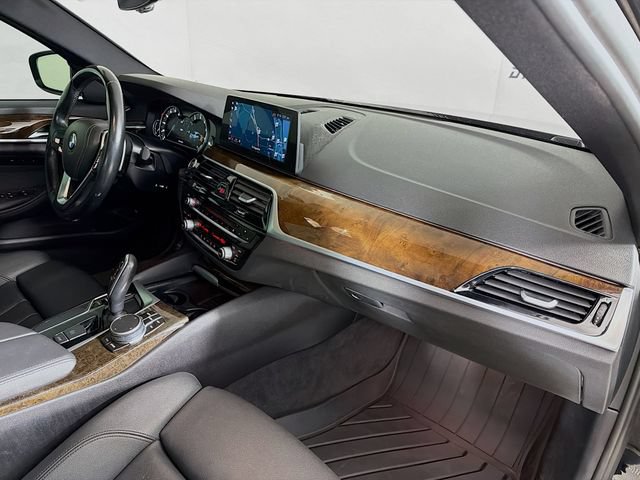 Used 2017 BMW 530i RWD image 33