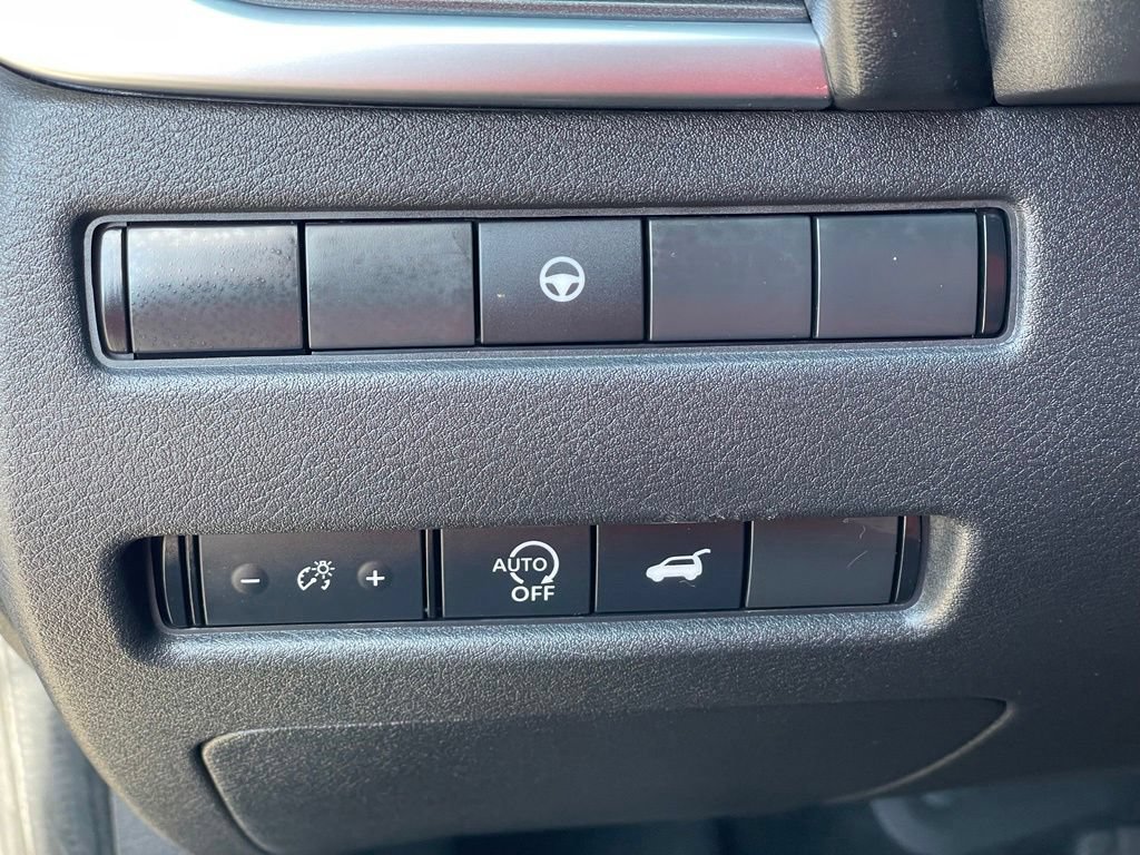 Certified 2023 Nissan Rogue SV w/ SV Premium B Package AWD/4WD image 15