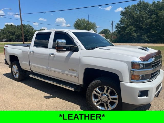 Used 2019 Chevrolet Silverado 2500 High Country w/ Duramax Plus Package AWD/4WD image 8